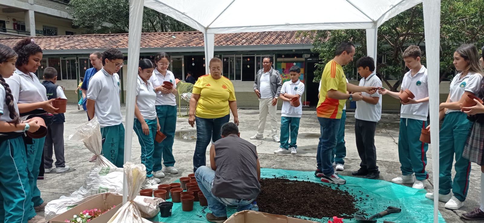 WhatsApp Image 2025-09-25 at 5.17.51 PM (1)