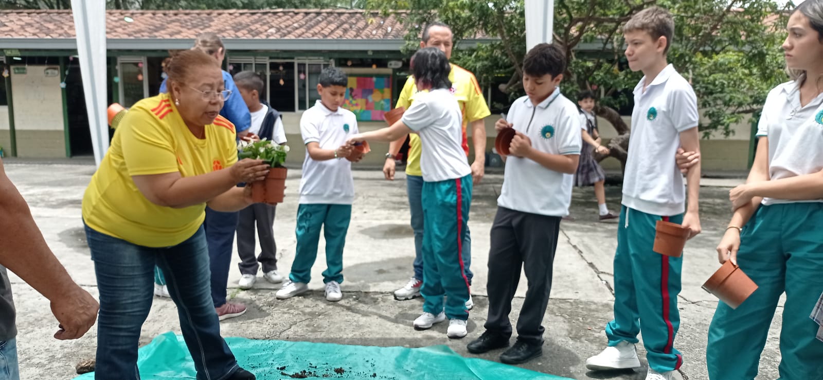 WhatsApp Image 2025-09-25 at 5.17.52 PM